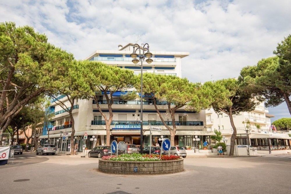 Hotel Astromare Lido di Jesolo Exterior foto